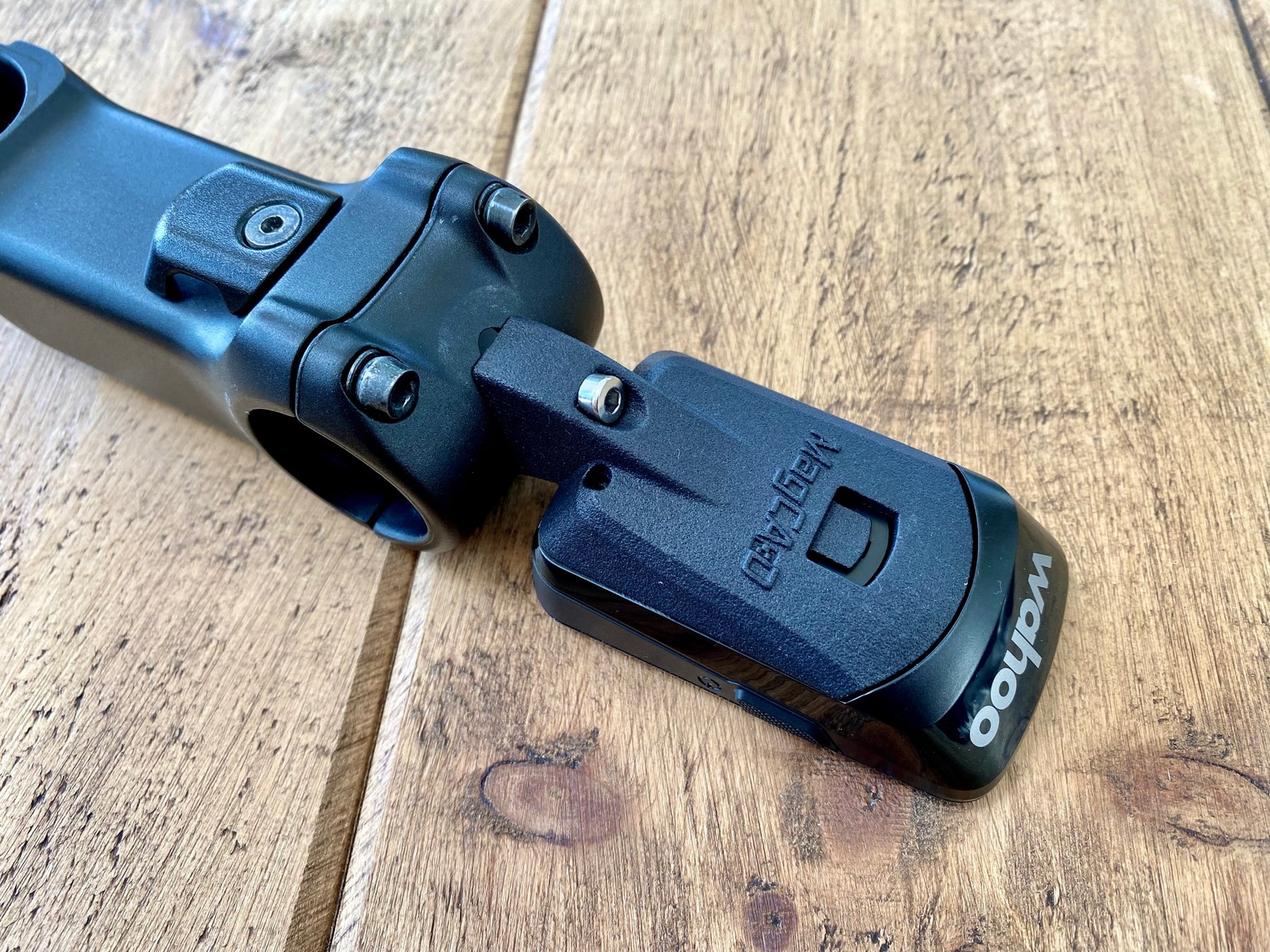 MagCAD Wahoo Elemnt Bolt V2 Specialized Mount