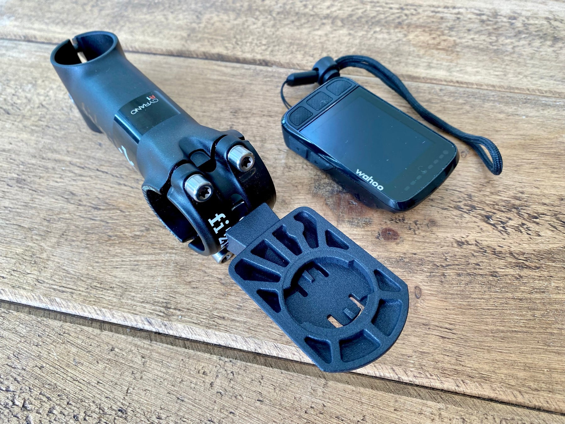 MagCAD Wahoo Elemnt Bolt V2 Direct Mount