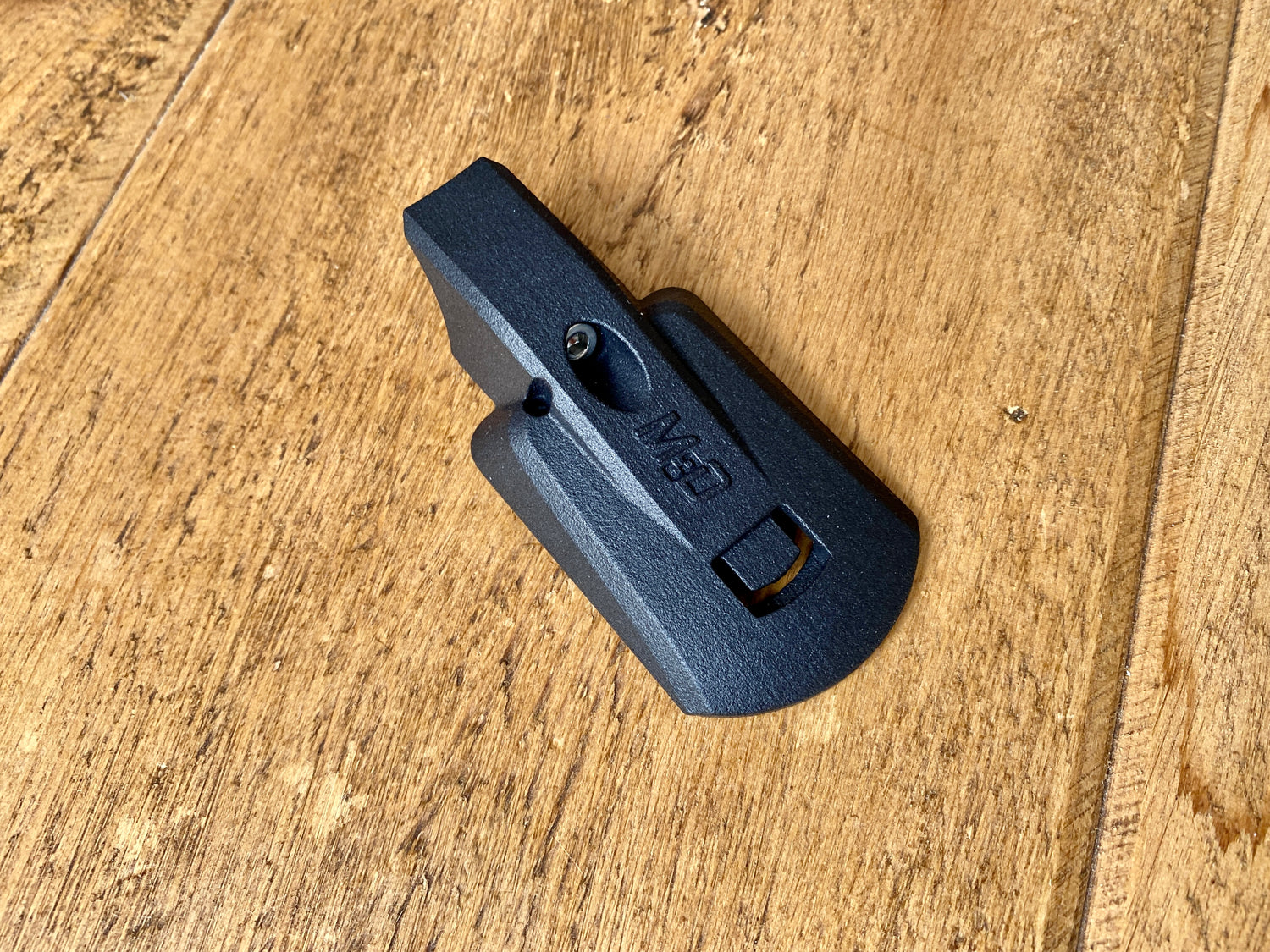 MagCAD Wahoo Elemnt Bolt V2 To Garmin Mount Adapter - 3D Printed Cycling GPS Bracket