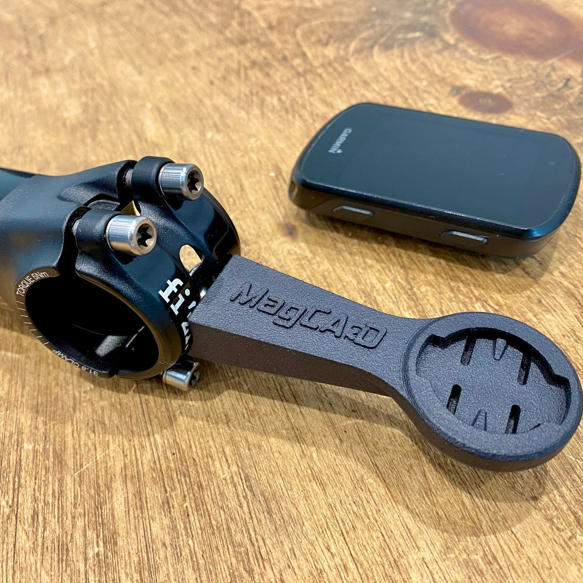 MagCAD Garmin 1050 Direct Mount