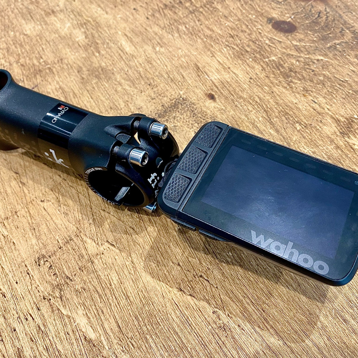 MagCAD Wahoo Elemnt Roam Direct Mount