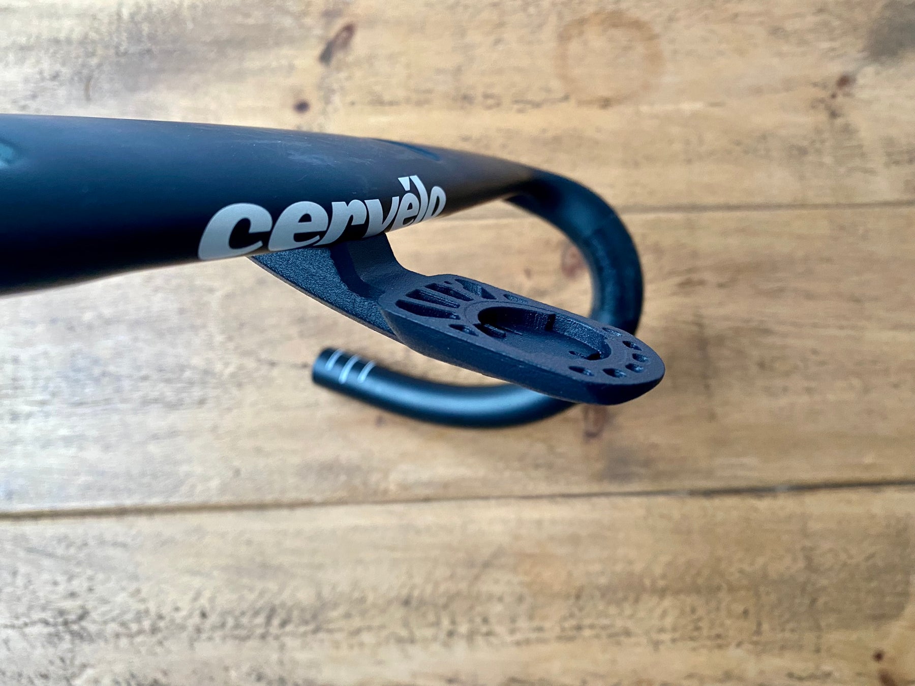 MagCAD Wahoo Elemnt Bolt Cervelo S5 Mount